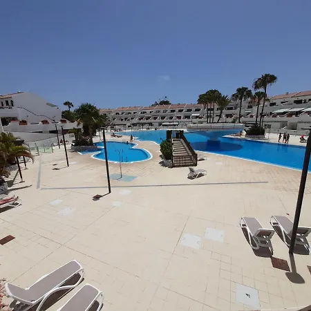 Parque Don Jose 389 أرونا